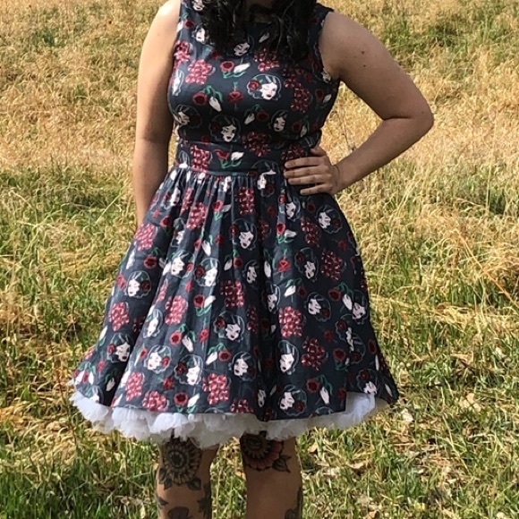 Lady Vintage Snake and Roses Dress Size 16 - Picture 2 of 2